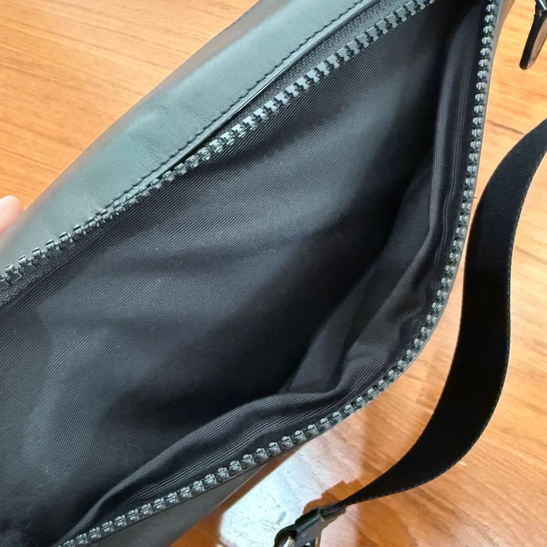 【コーチ】メンズウェストポーチ・ネイビー　※美品