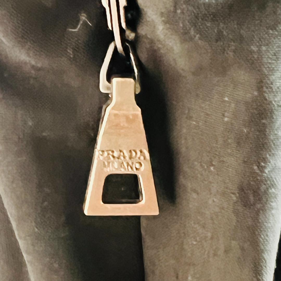 【プラダ】ワンピース　ノースリーブ　現行　Aライン　サイズ40　S