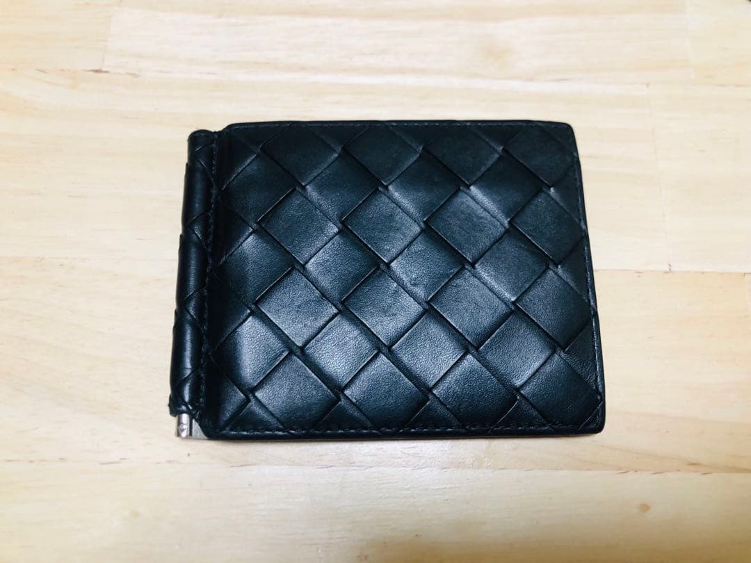 即購入可 ボッテガヴェネタ 二つ折り 財布 マネークリップイントレチャート