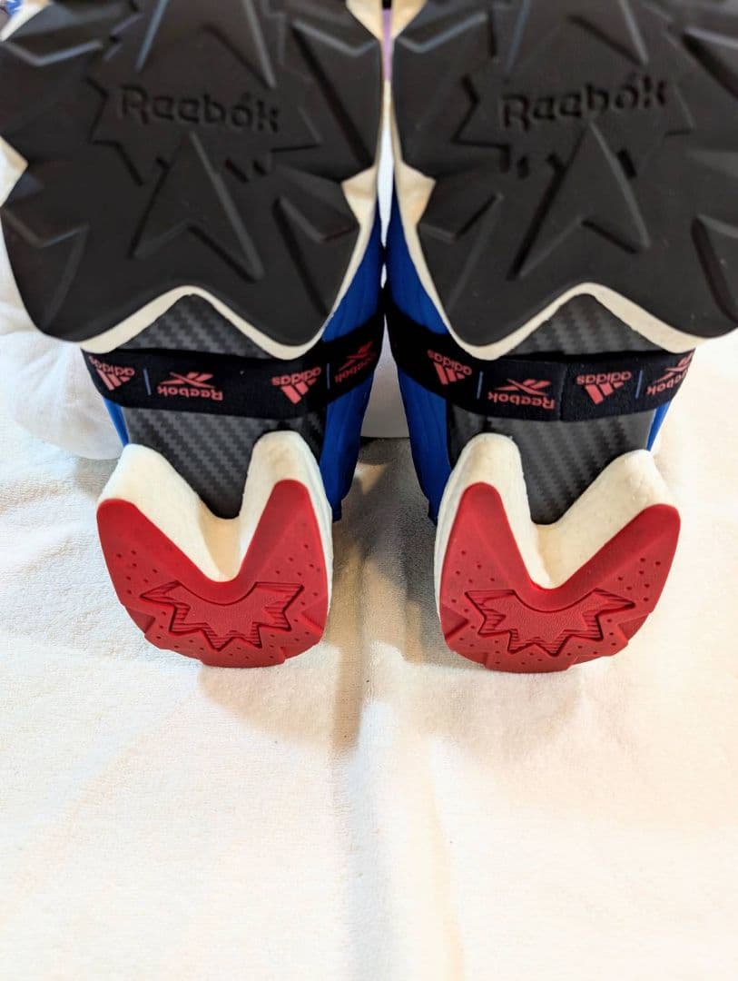毎日値下げ　着用3回　adidas×Reebokコラボ　ポンプフューリーブースト