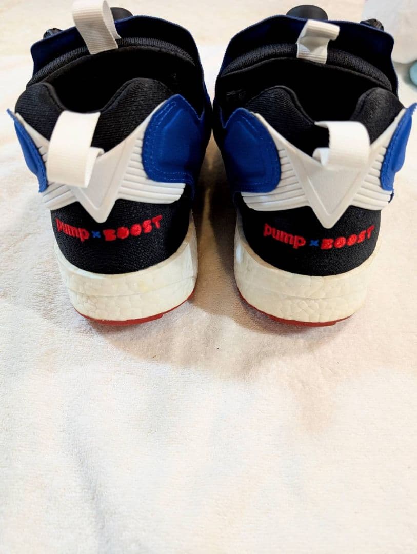 毎日値下げ　着用3回　adidas×Reebokコラボ　ポンプフューリーブースト