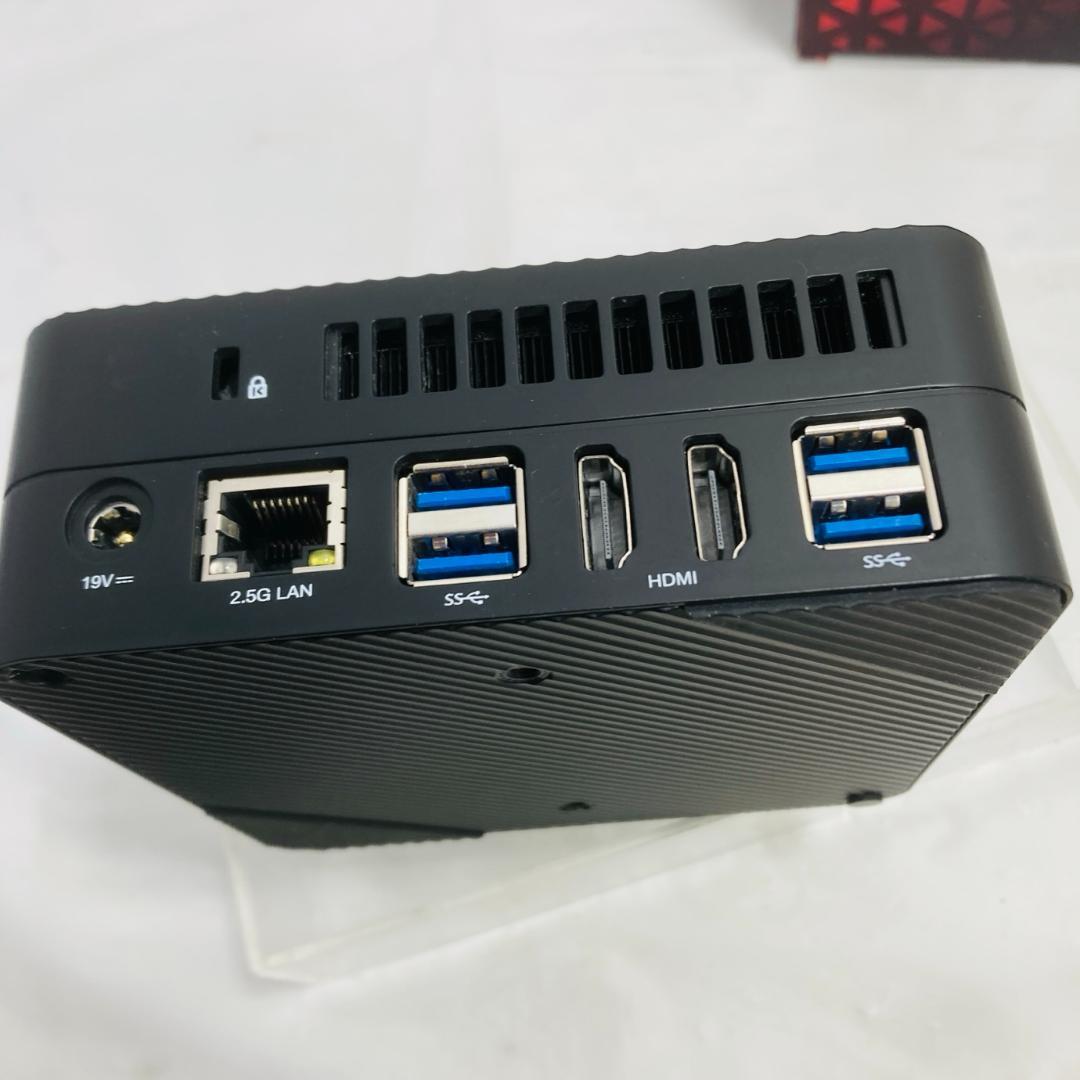 ミニPC MINISFORUM UM690 32GB 1TB SSD