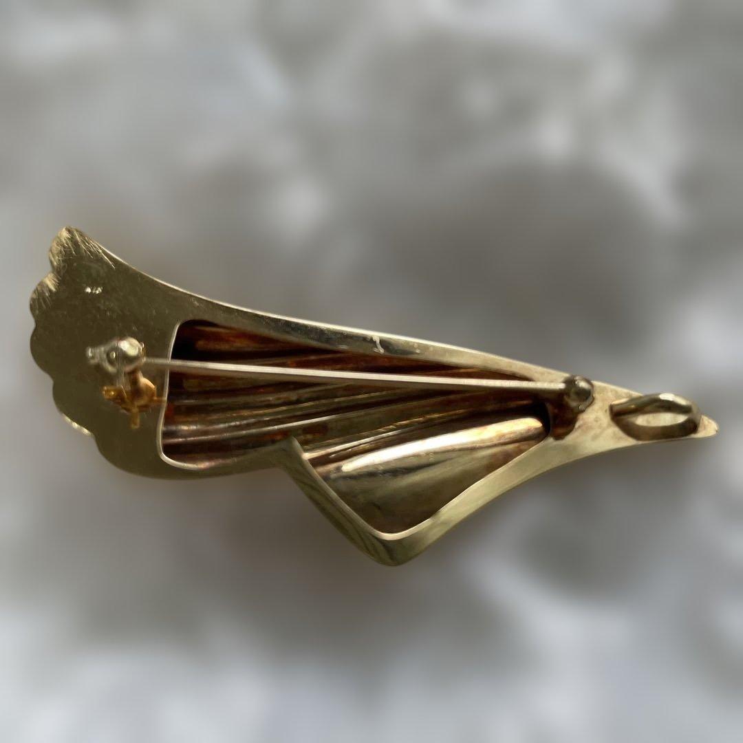 K18 ゴールド　18金　流線型羽ブローチ ペンダントヘッド