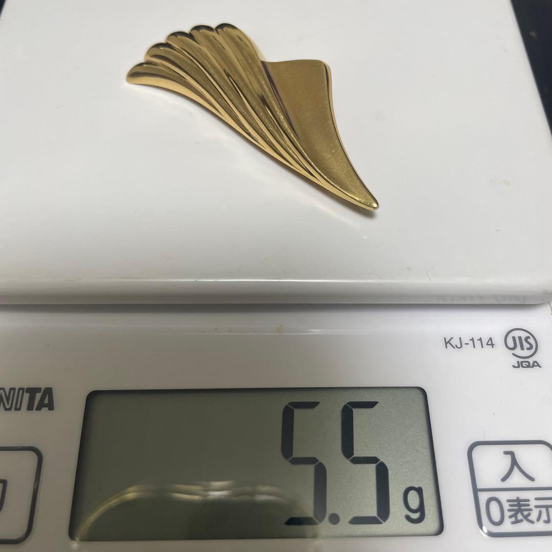 K18 ゴールド　18金　流線型羽ブローチ ペンダントヘッド