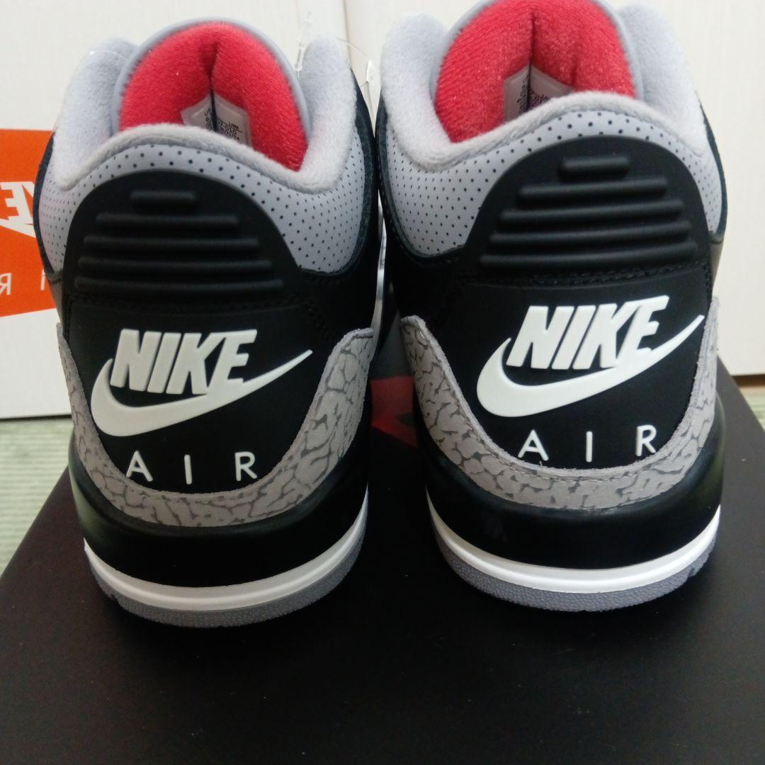 靴 Nike Air Jordan 3 Retro \"Black Cement\"