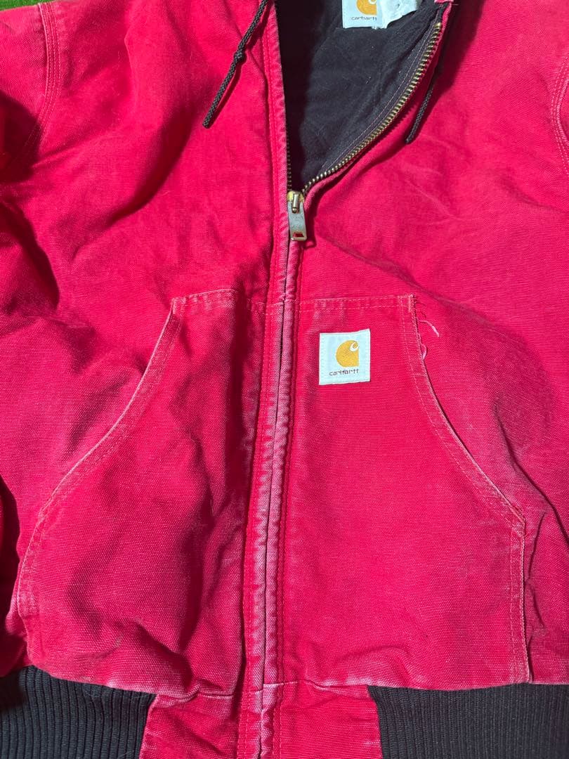 みかんCarhartt フード付きレッドジャケット