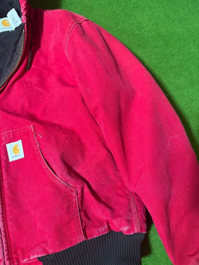 みかんCarhartt フード付きレッドジャケット