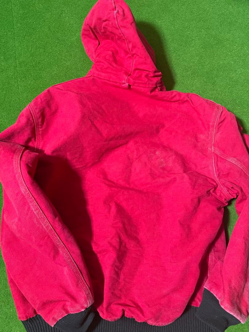 みかんCarhartt フード付きレッドジャケット