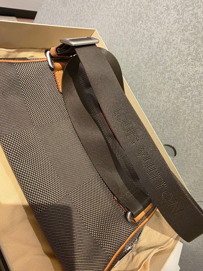 ルイヴィトン　ダミエジェアン　アクロバット　ショルダーバッグ　ボディバック