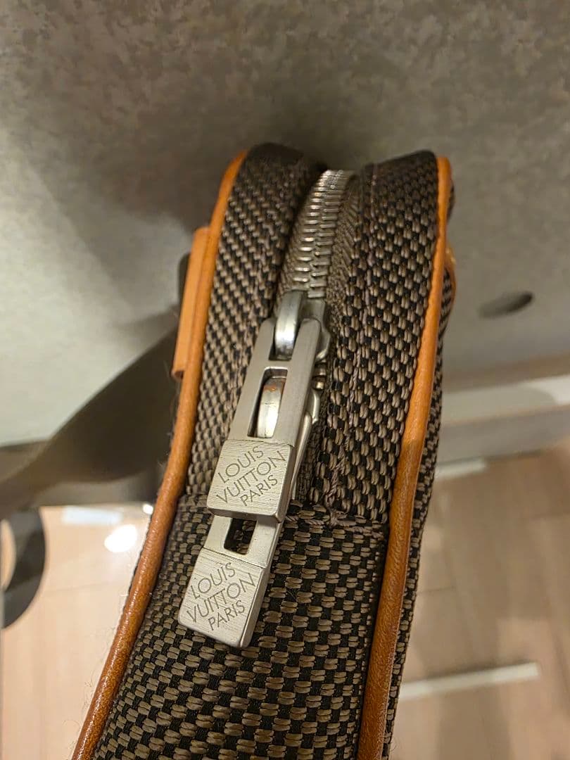 ルイヴィトン　ダミエジェアン　アクロバット　ショルダーバッグ　ボディバック