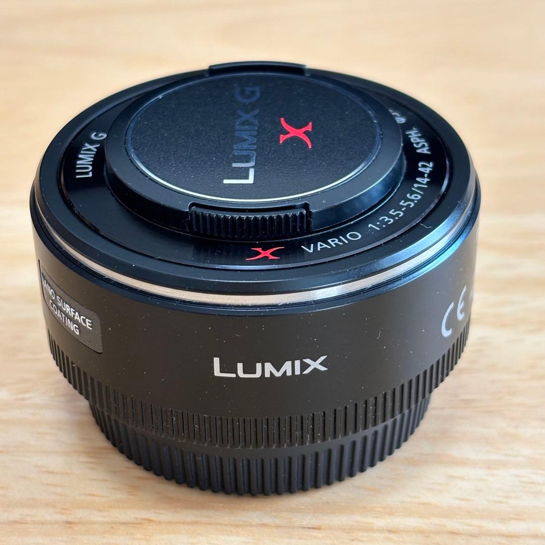 マイクロフォーサーズ3倍ズームレンズ H-PS14042 ブラック