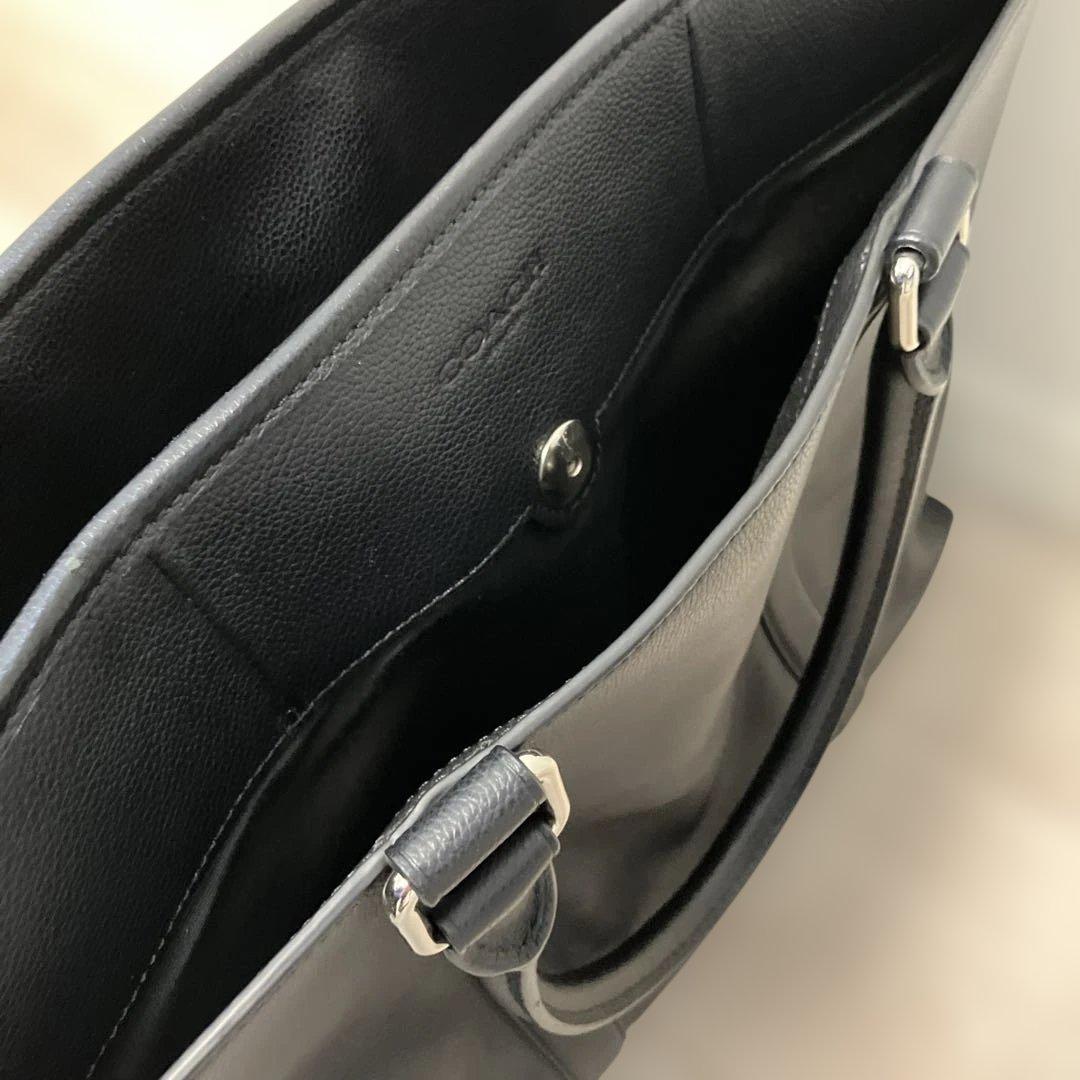 美品 COACH ブラック トートバッグ