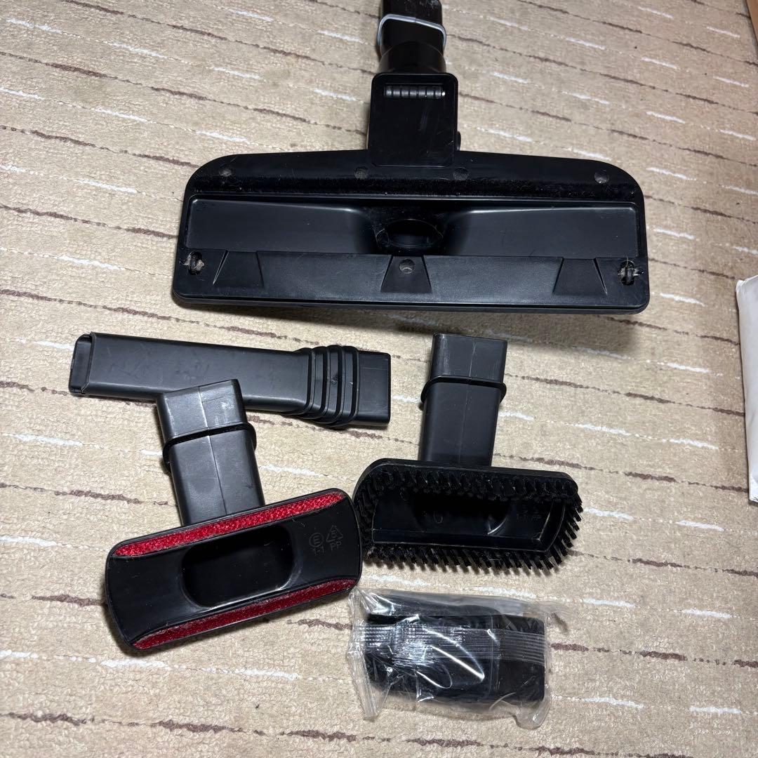 美品 インビクタスワン コードレスクリーナー INV-102 24年製 掃除機