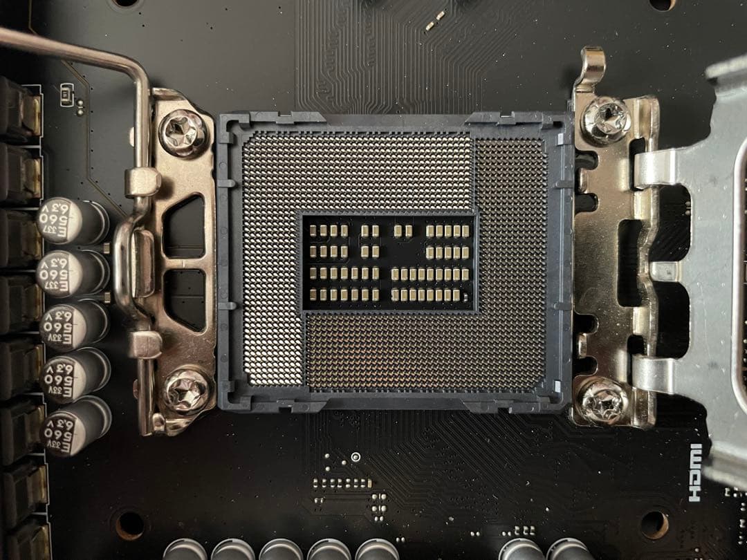 限定セール MSI Z690 TOMAHAWK WIFI DDR4 マザーボード