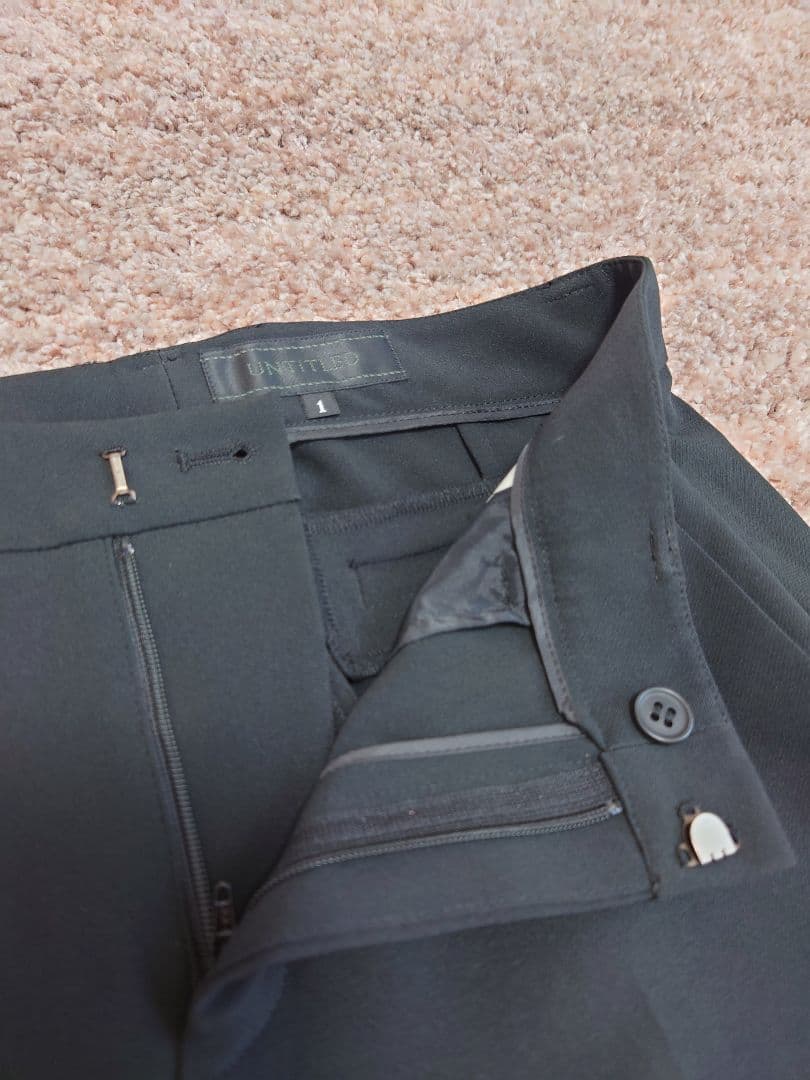 UNTITLED 　パンツスーツ　スカートスーツ　サイズ1