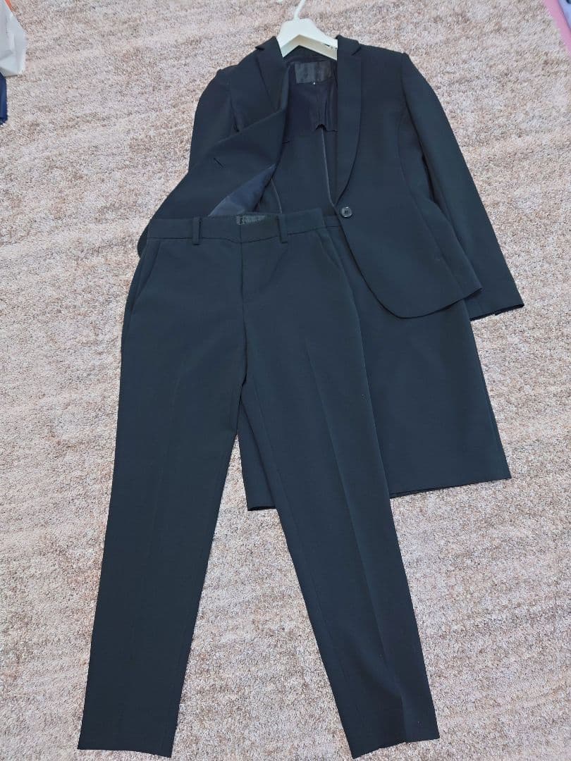 UNTITLED 　パンツスーツ　スカートスーツ　サイズ1