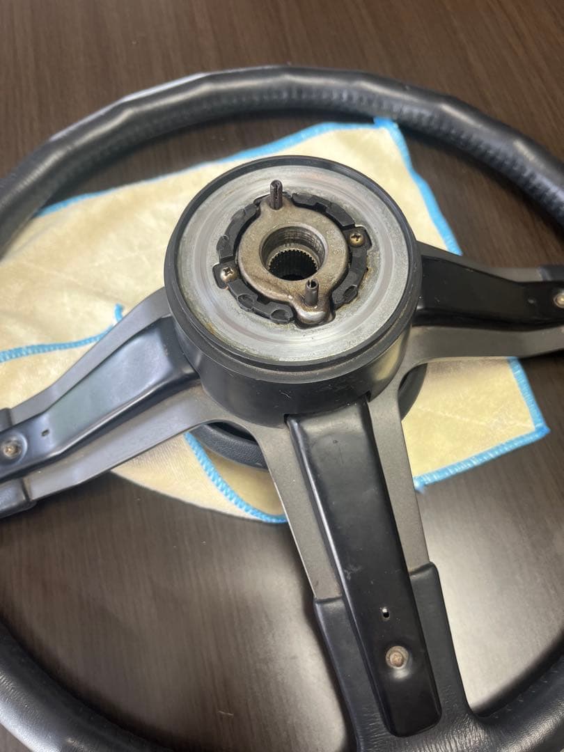 スカイラインジャパンステアリング純正