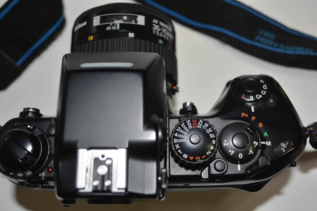 フィルムカメラ nikon F4s