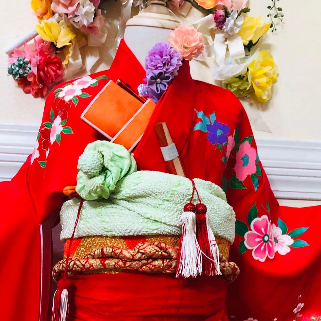 七五三七歳❣️豪華赤地手毬御所車花々金彩⭐︎作り帯楽々⭐︎完全フルセット銘品