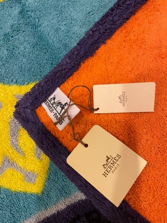 エルメスビーチタオル