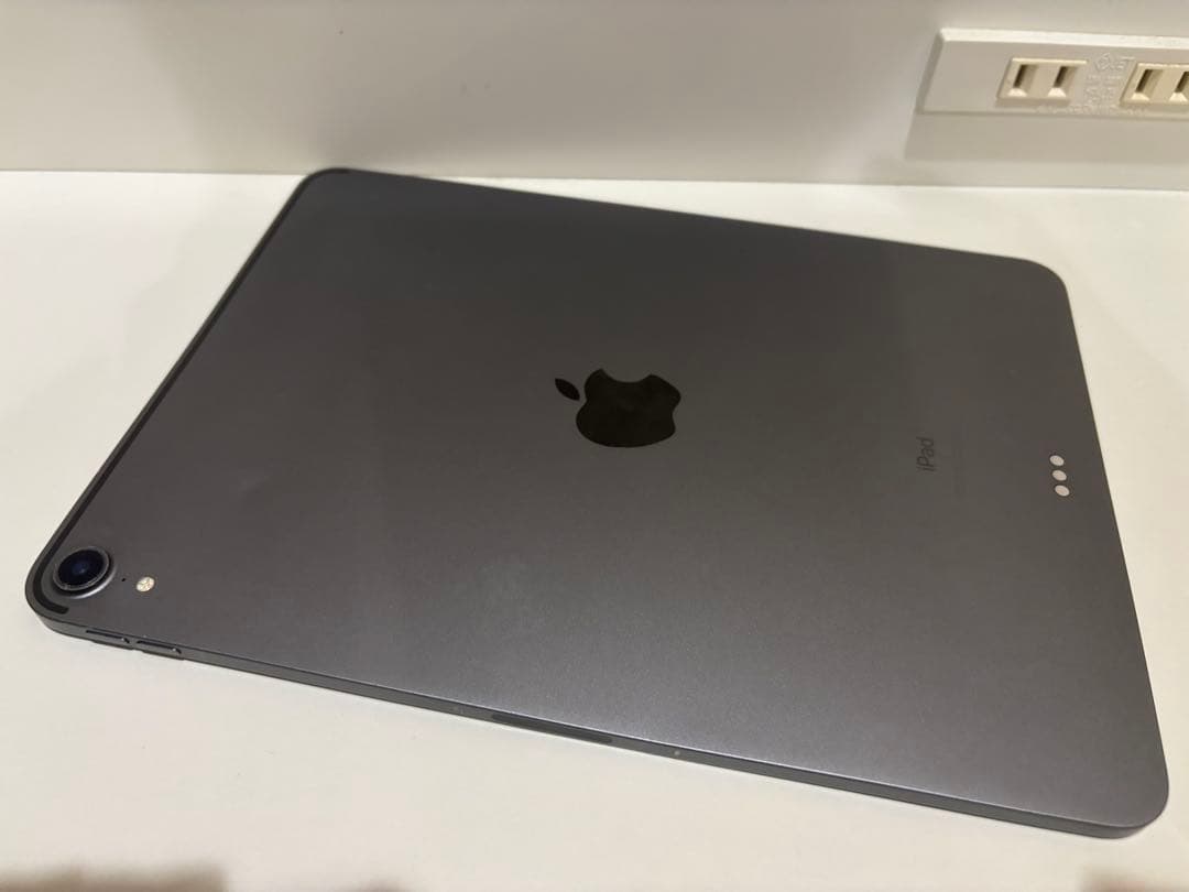 iPad Pro 11インチ第一世代 64GB 2018 WiFi