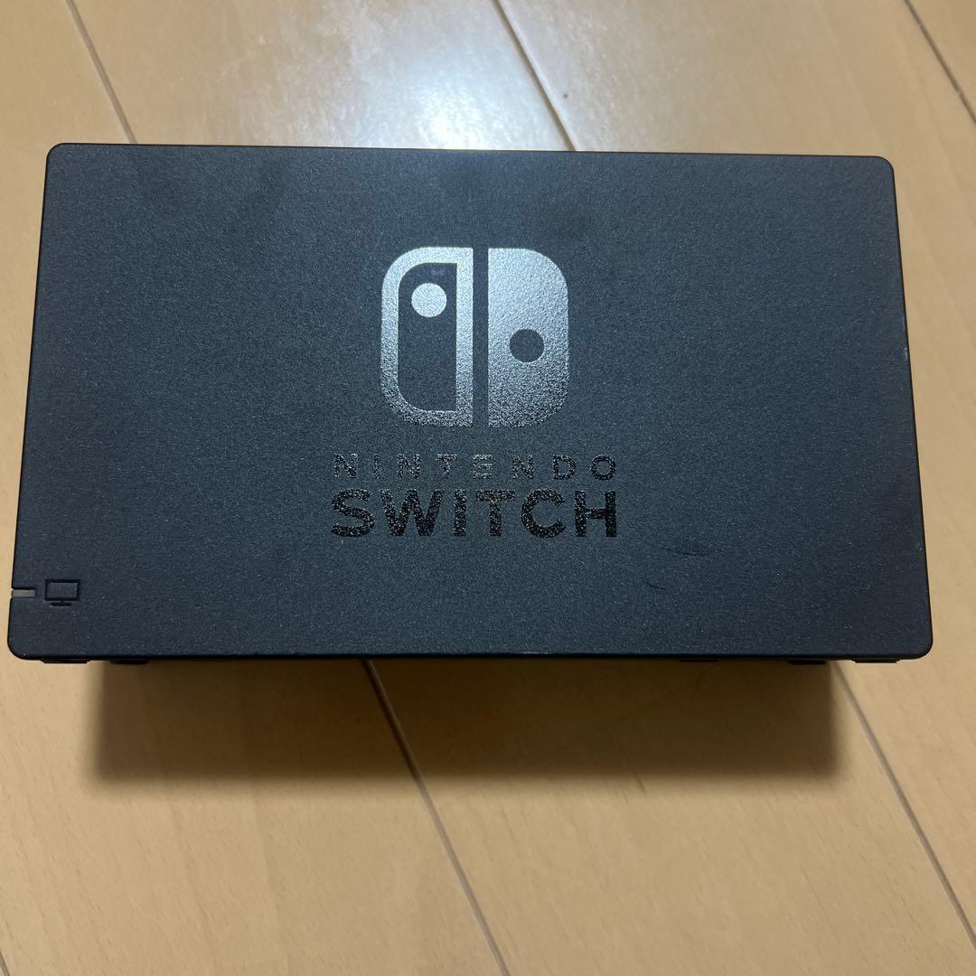 Nintendo Switch 本体　ピンク/パープル