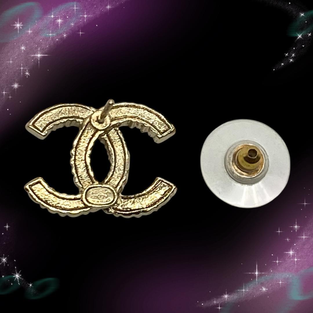 《超美品》 シャネル ピアス片耳 ココマーク マルチカラー A20V