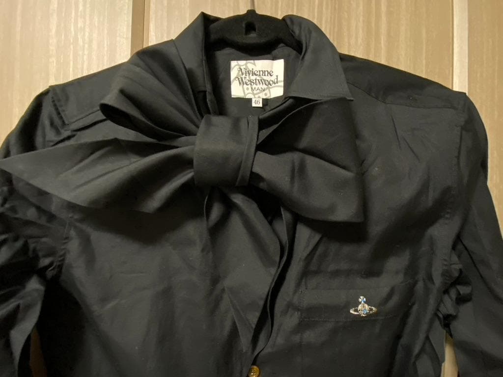 日本製 Vivienne Westwoodメンズ ORB刺繍 黒 シャツ