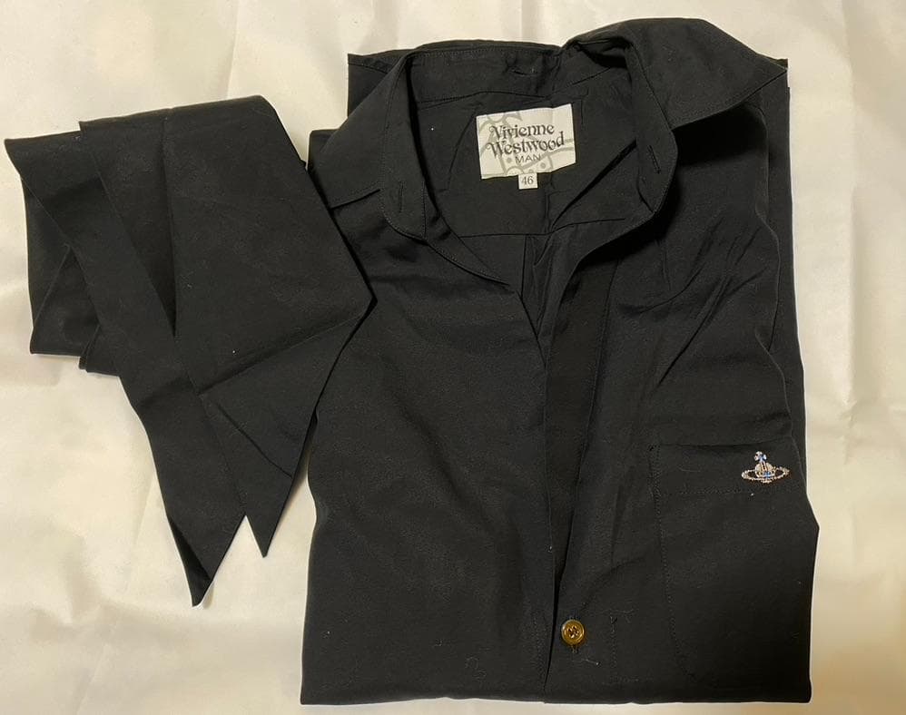 日本製 Vivienne Westwoodメンズ ORB刺繍 黒 シャツ