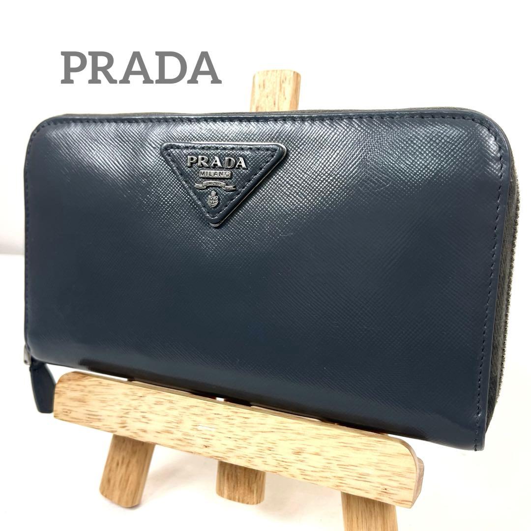 プラダ　長財布　三角ロゴプレート　サフィアーノレザー　ラウンドファスナー　グレー