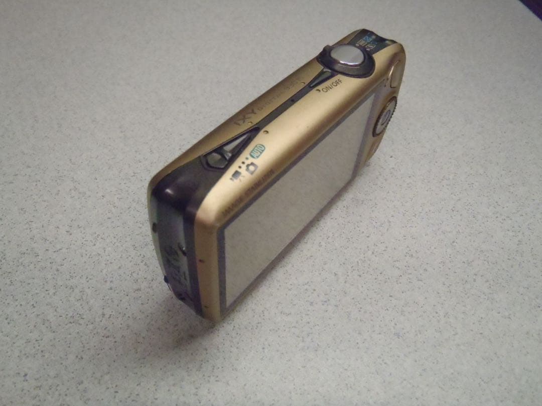 エ*ヌ様 Canon IXY 930IS 12.1メガピクセル ゴールド