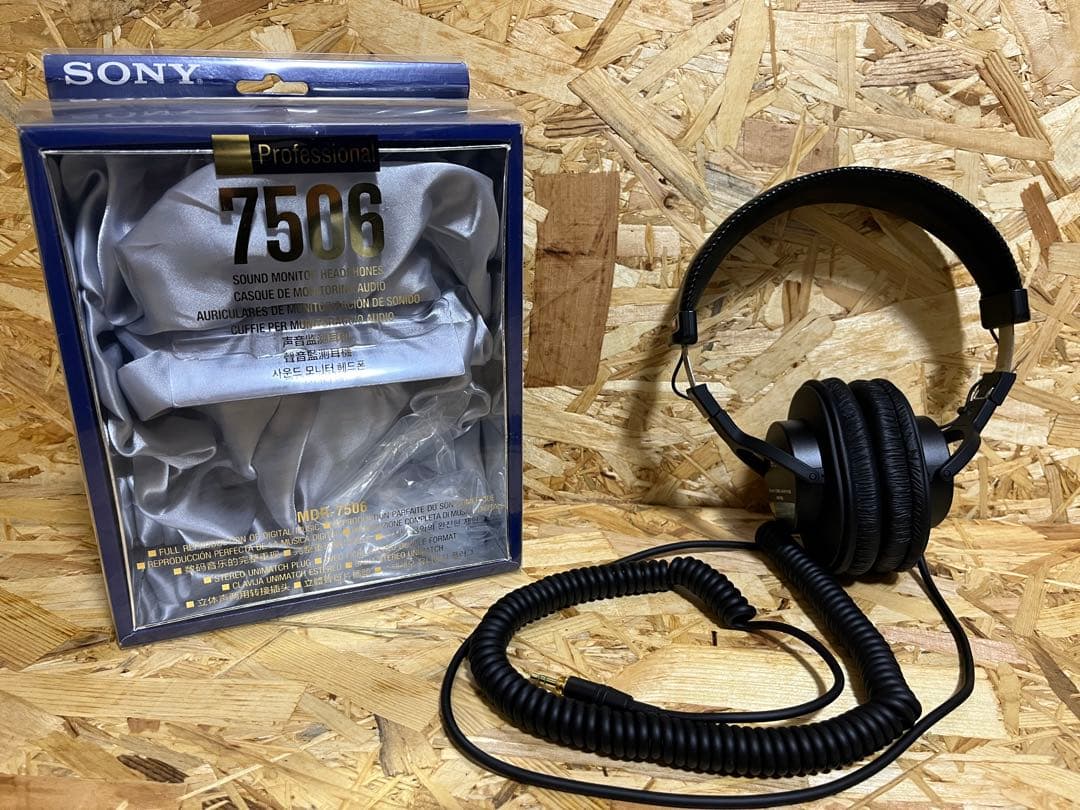 美品 SONY MDR-7506 Professional モニターヘッドホン