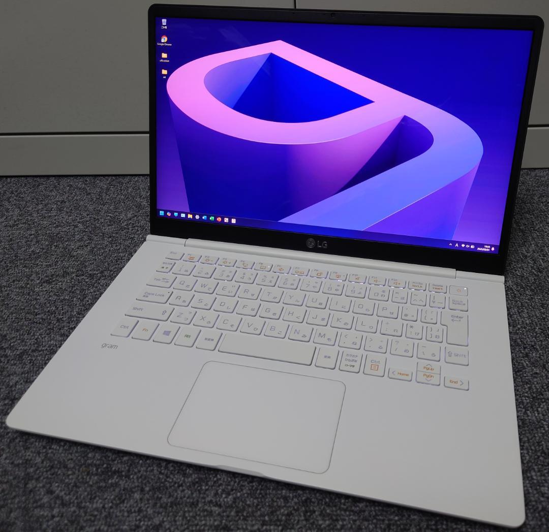 ★交渉成立済★　新品並 LG gram 14 core i5 新品SSD1TB