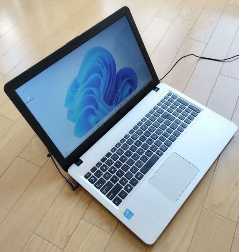 ASUS ノートPC K540L (windows11)