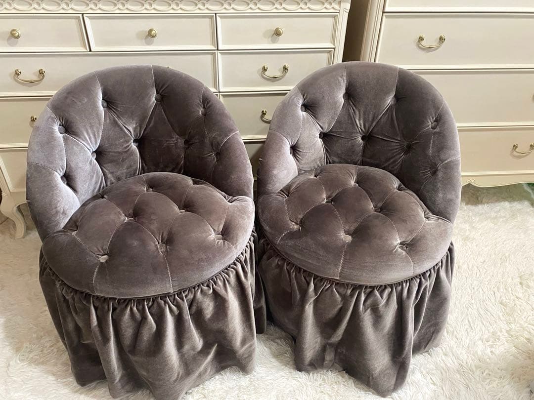 ♥️ かき ♥️美品 メゾンドシェリー グレイッシュブラウン １脚 Ｂ♥️