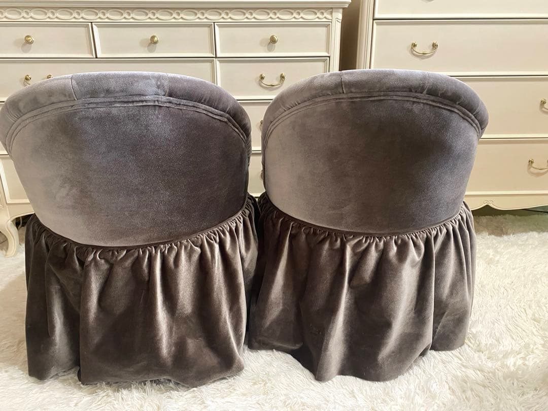 ♥️ かき ♥️美品 メゾンドシェリー グレイッシュブラウン １脚 Ｂ♥️