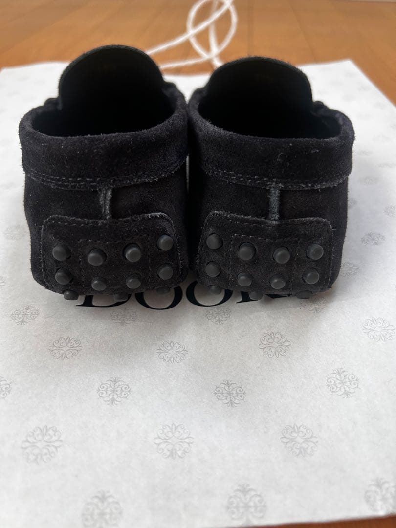【美品】TOD'S ブラックスエード ローファー