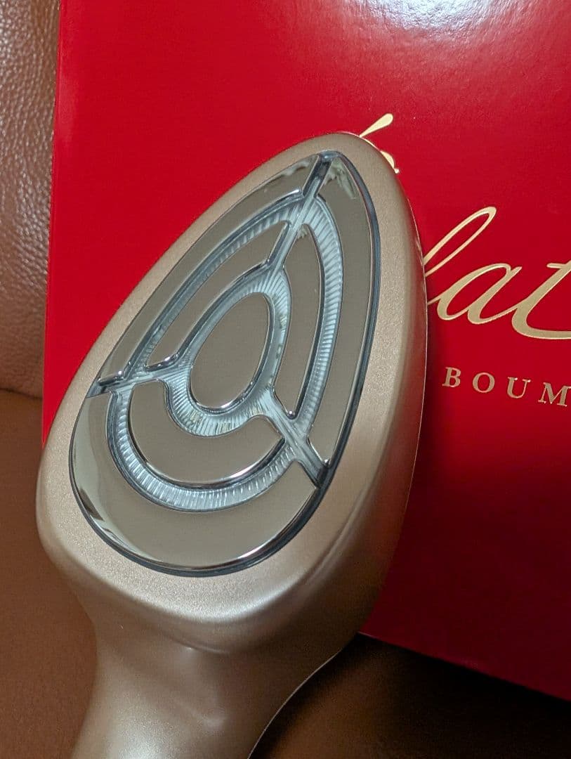 ME ラボンエクラ　美顔器