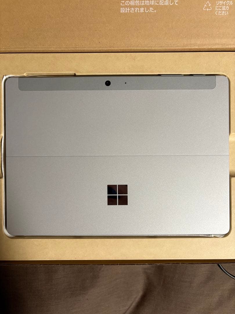 Surface go 4 タイプカバー付き
