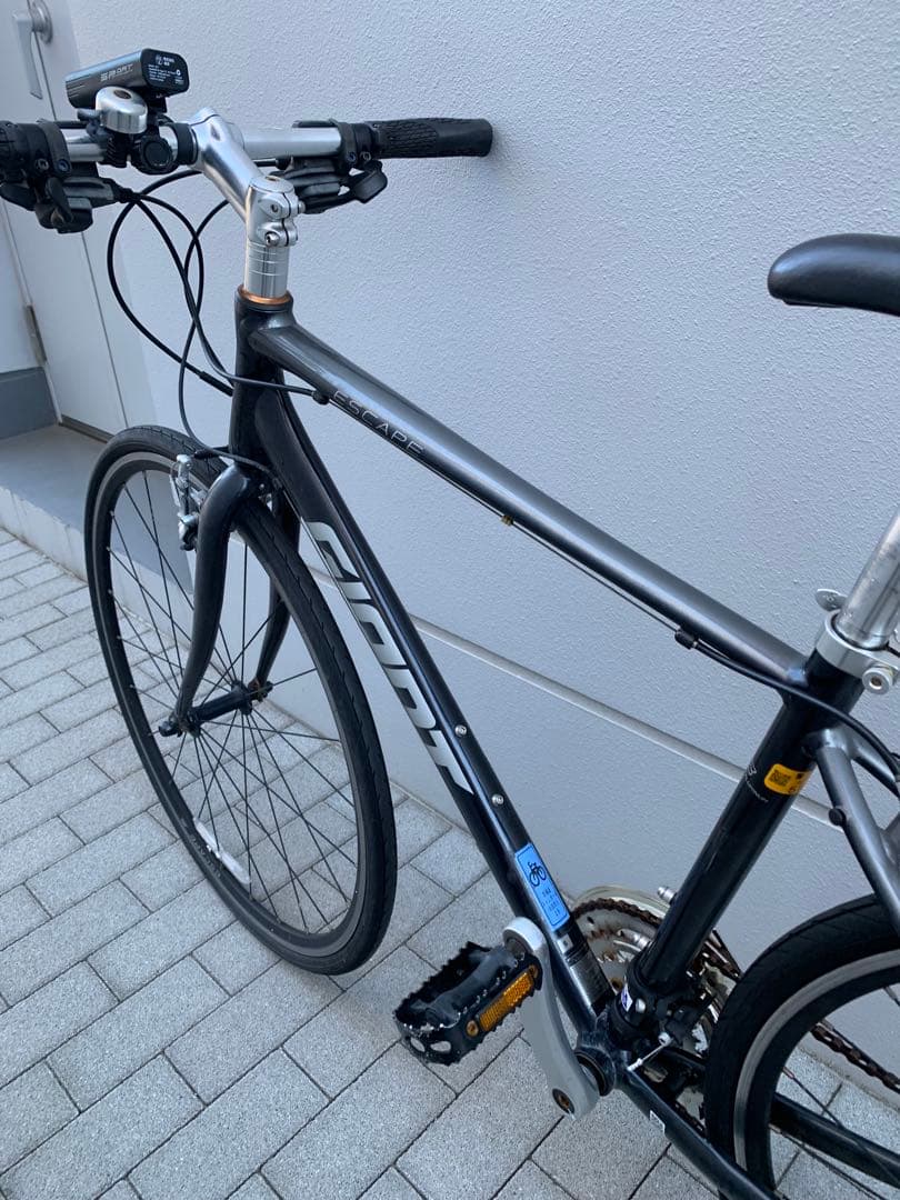 【東京近郊受渡希望】クロスバイクジャイアント ESCAPE サイズS 2023年