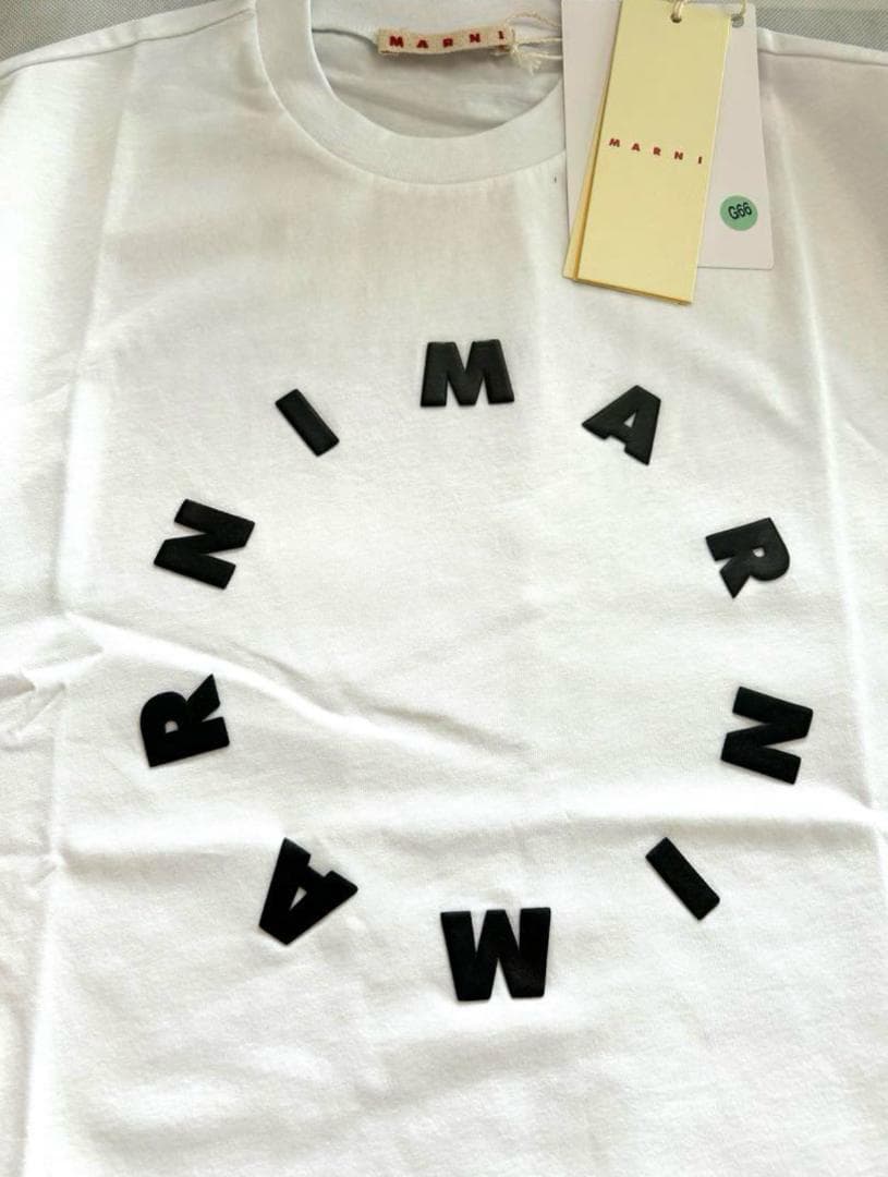 【新品】大人もOK MARNI シャツ 半袖 ロゴ ホワイト 12Y 150cm