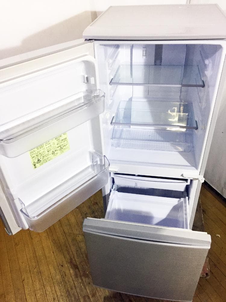 30日迄!SHARP 137L 冷蔵庫【SJ-D14D-S】