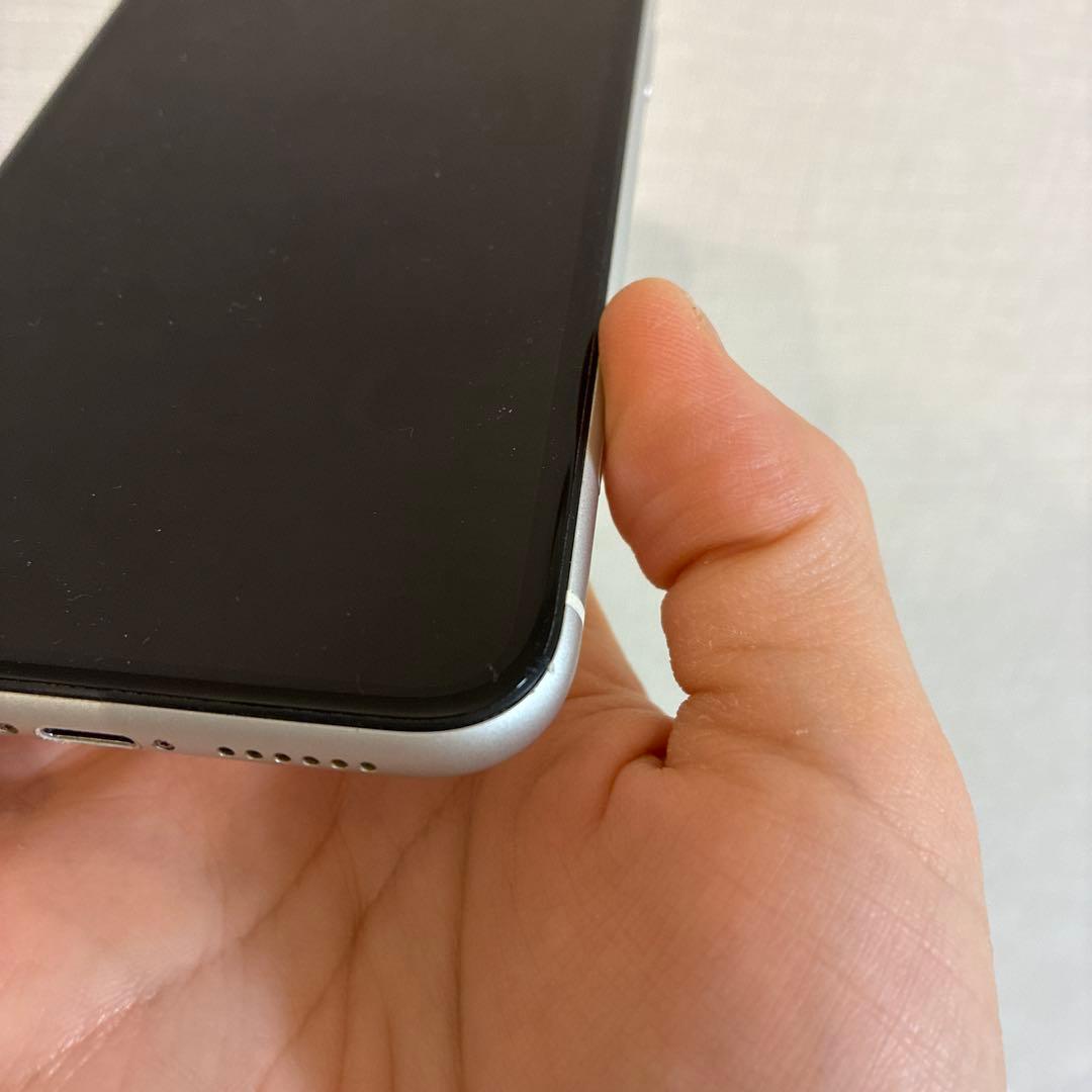 iPhone XR（10r） 128 GB 本体　SIMフリー