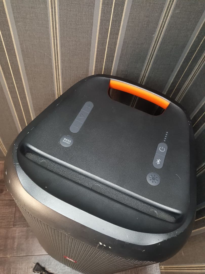 JBL PartyBox100 スピーカー マイクギター入力 パーティボックス