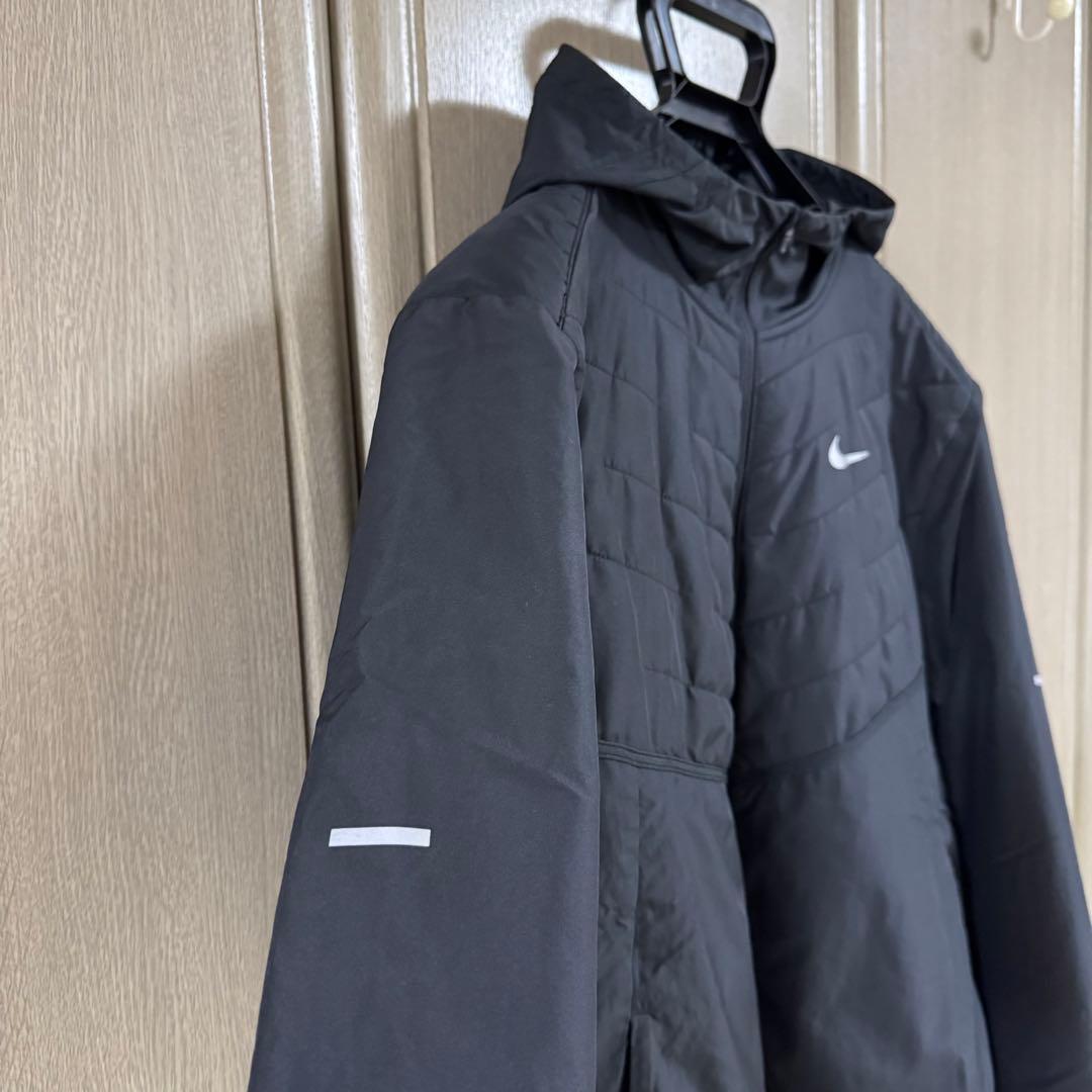 ナイキ エアロレイヤージャケット XLサイズ/ ブラック/ランニングジャケット