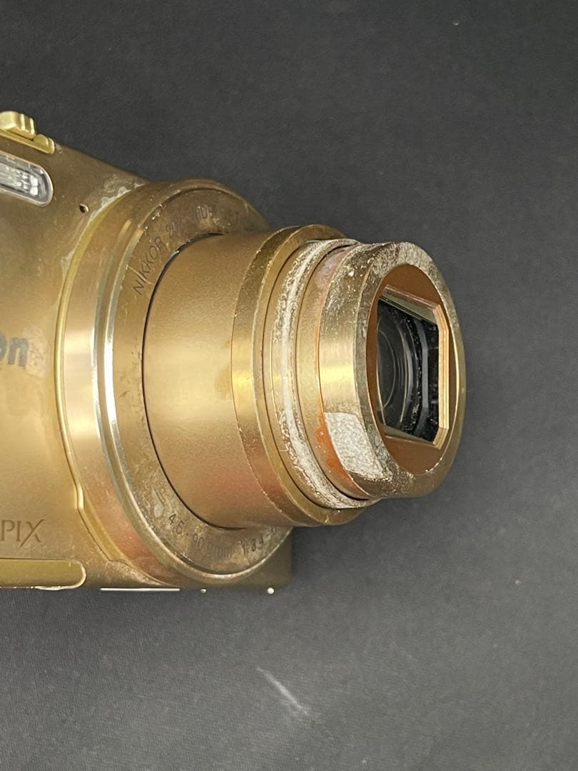 Nikon COOLPIX S7000　ゴールド