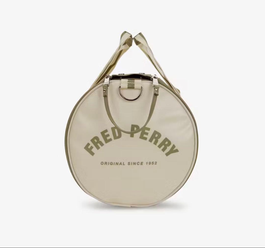 【新品未使用、タグ付き】フレッドペリー Classic Barrel Bag