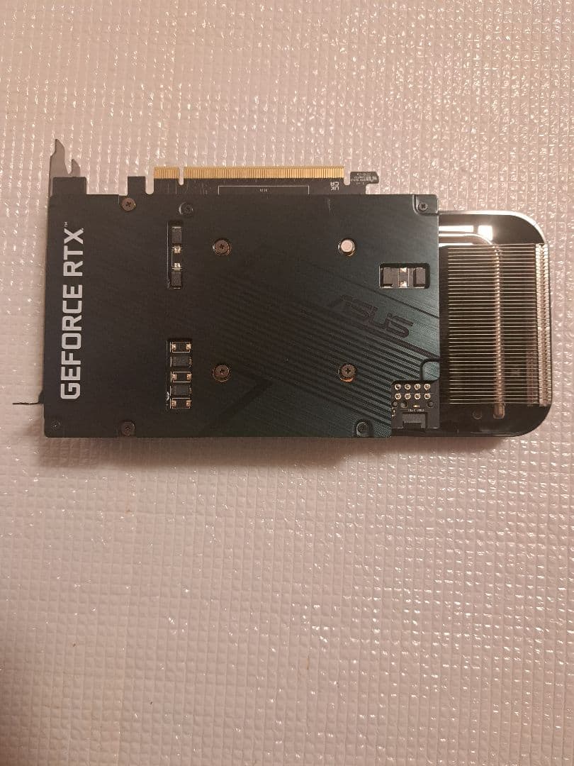 RTX3070 ８gモデル　映像出力確認済み