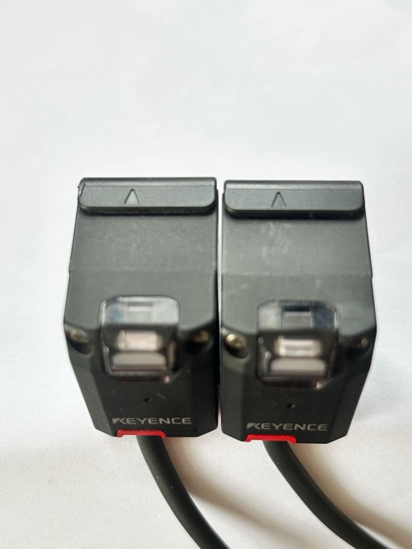 【中古品】KEYENCE アンプ分離型センサヘッド AI-H100