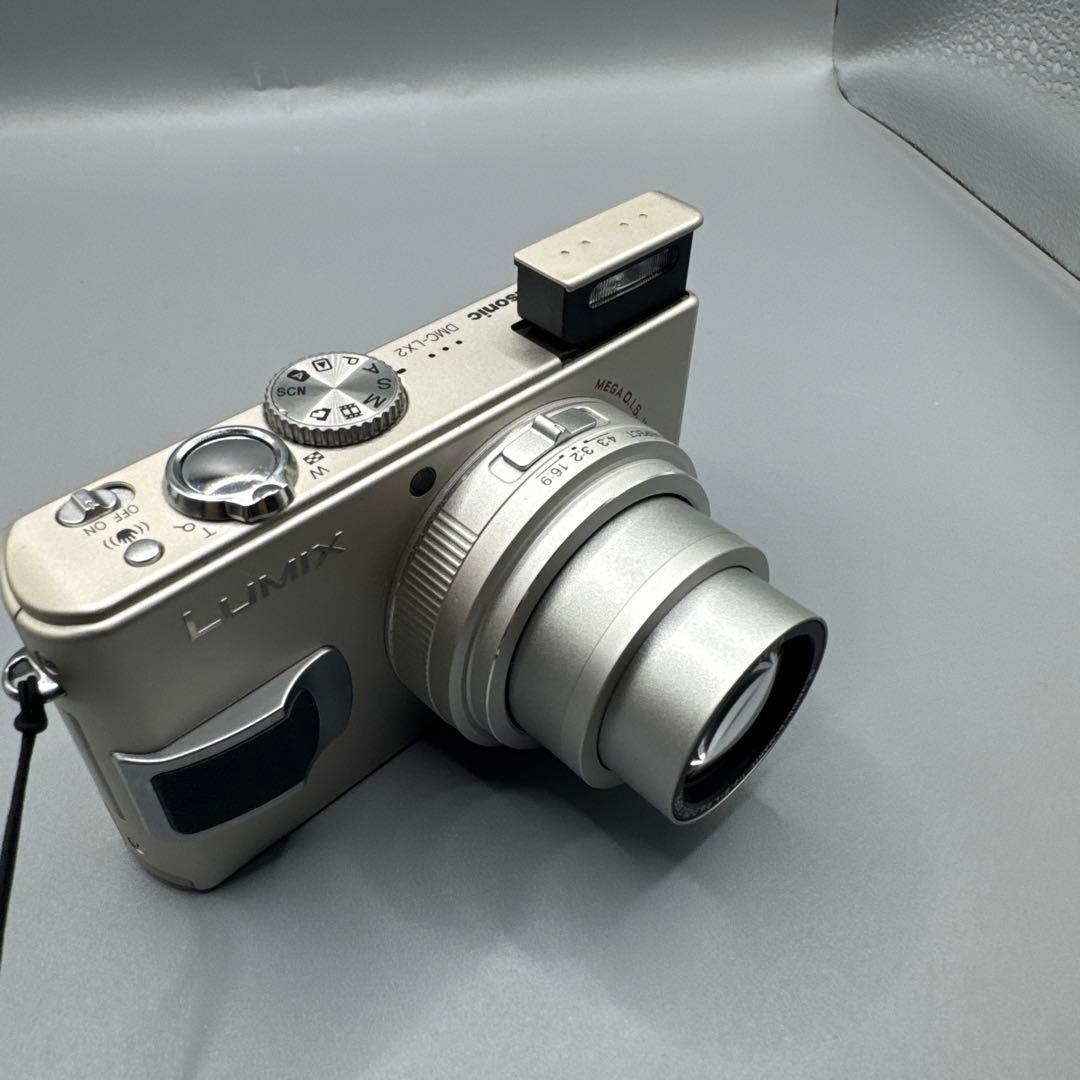 T004 Panasonic LUMIX DMC LX2 デジタル カメラ